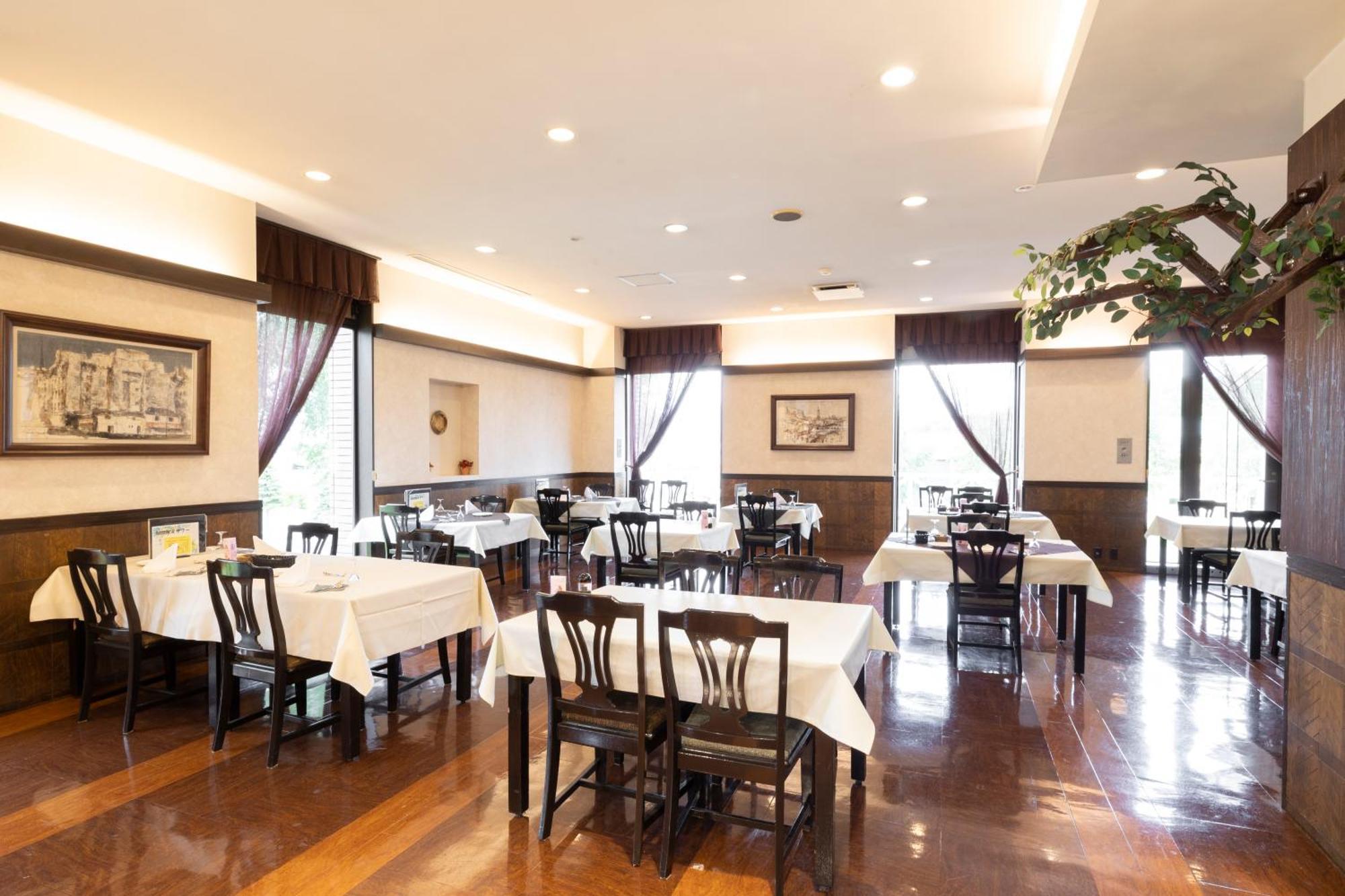 Hotel Edel Warme Furano Exterior photo